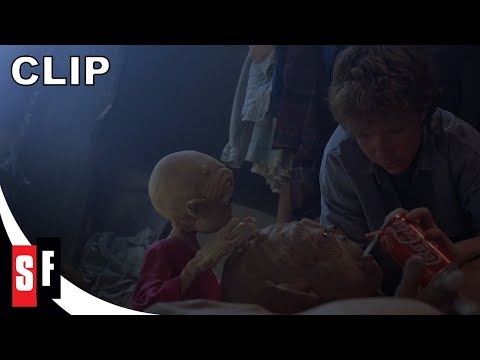 Mac And Me (1988) - Why We Love It (HD)