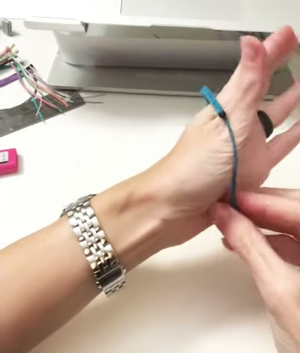 How to loosen and tighten your TIFF&E bracelet YouTube