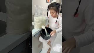 The rice just arrived home today, and my daughter designed a rice pouring tool for me