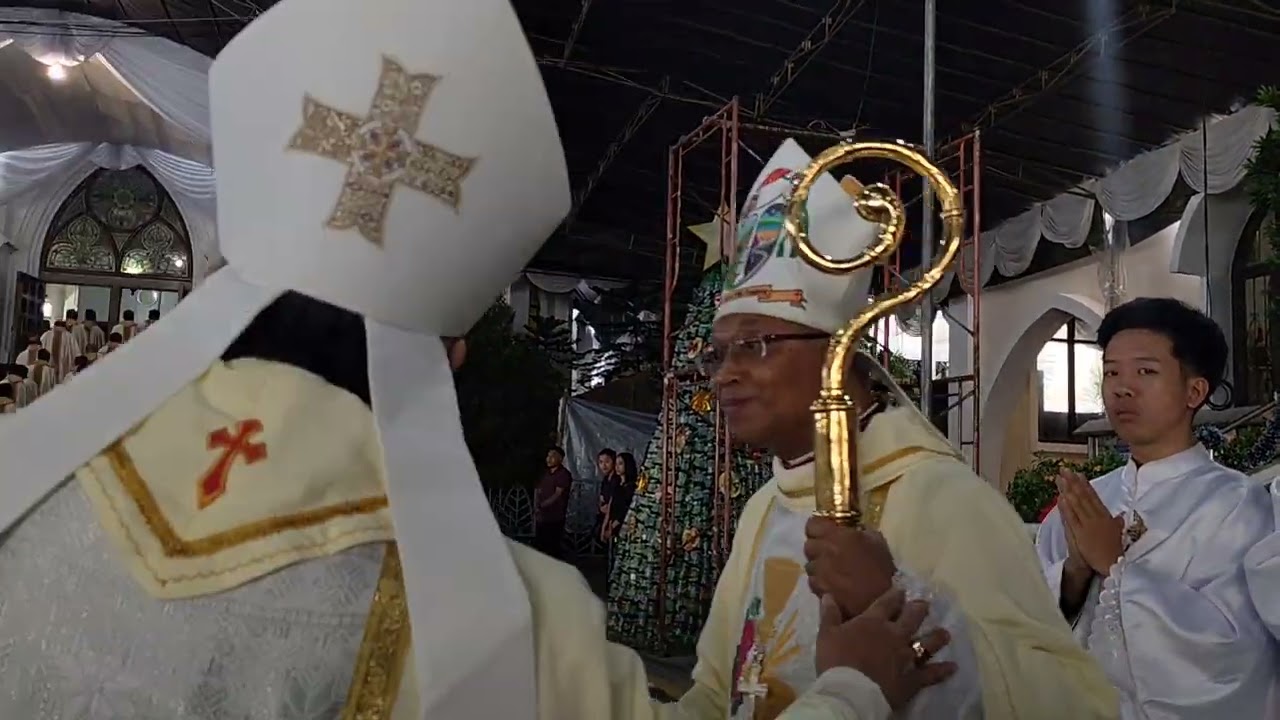 Perarakan Masuk Misa Pelepasan Mgr Michael Cosmas Angkur OFM