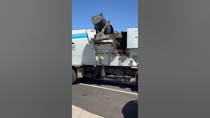 117 dumping trash [tuesday route] #garbagetruck #garbagebins #lemoore