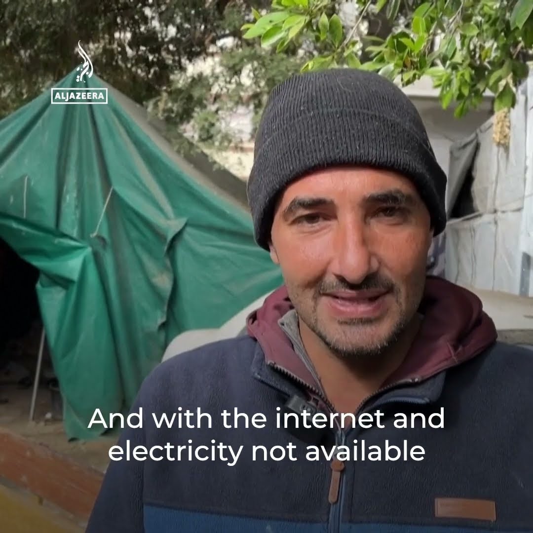 Radio host connects displaced Palestinians in Gaza | Al Jazeera Newsfeed