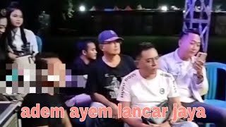 Download Lagu gerry mahesa duduk santai sambil memantau suasana di atas panggung MP3 Download Lagu gerry mahesa duduk santai sambil memantau suasana di atas panggung MP3