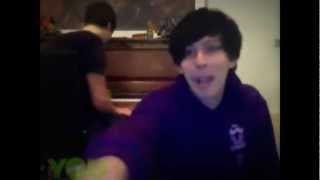 AmazingPhil and danisnotonfire sings Meow Version of Sunburn by Muse