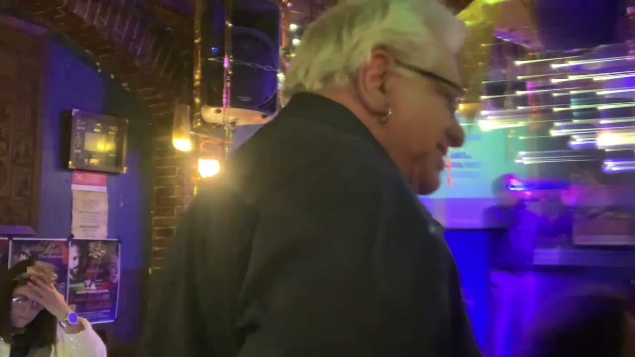 Abba - Happy New Year 01012026 (karaoke)