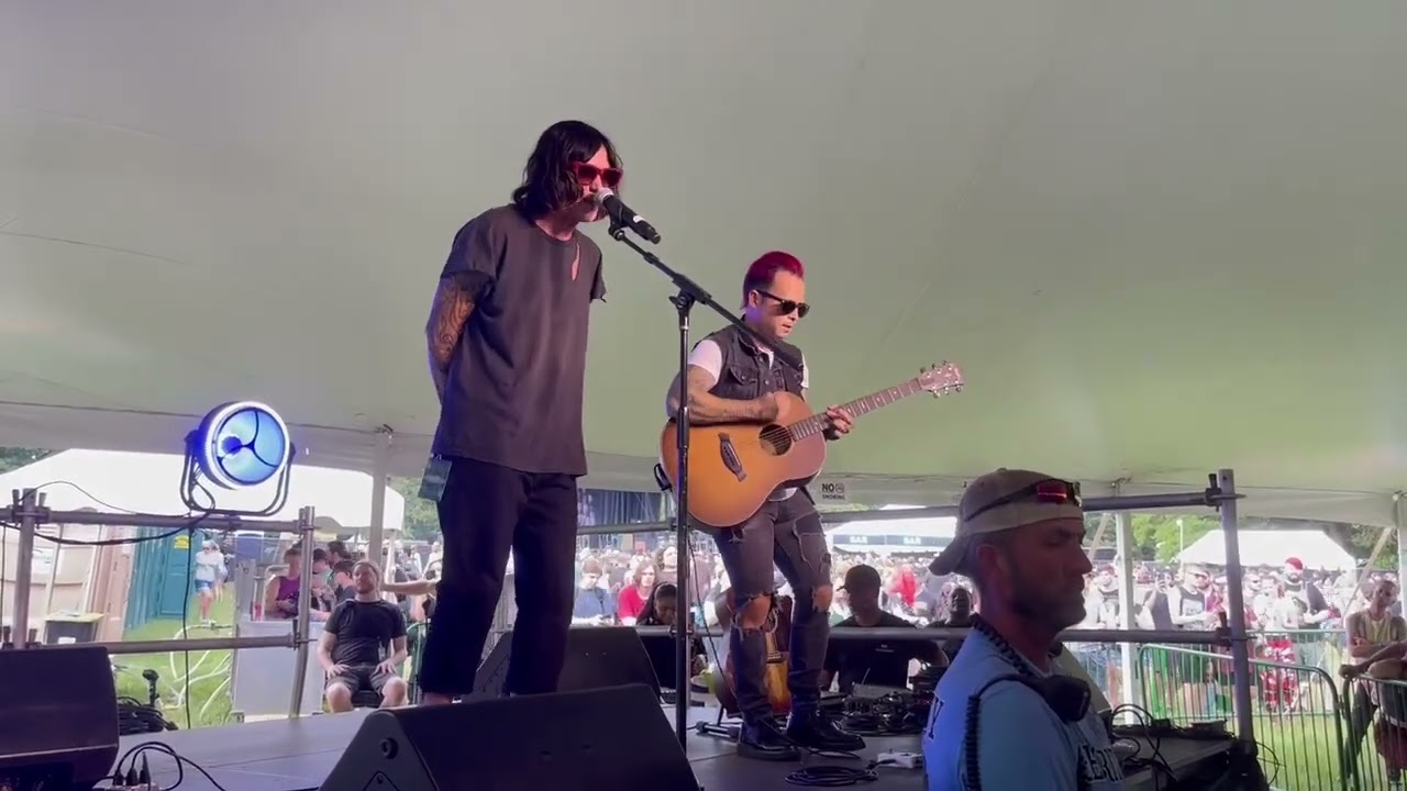 Sleeping With Sirens- If You Can’t Hang ACOUSTIC Blue Ridge Rock Festival