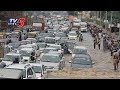 Heavy rain lashes Hyderabad; roads flooded