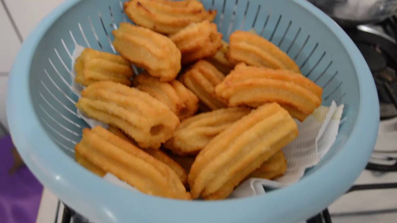 CHURROS DE DOCE DE LEITE