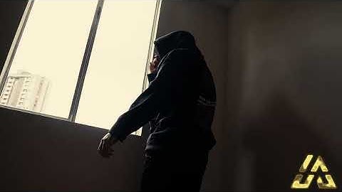 Yemil x VLA Music - SUPERFICIAL (Video Oficial)