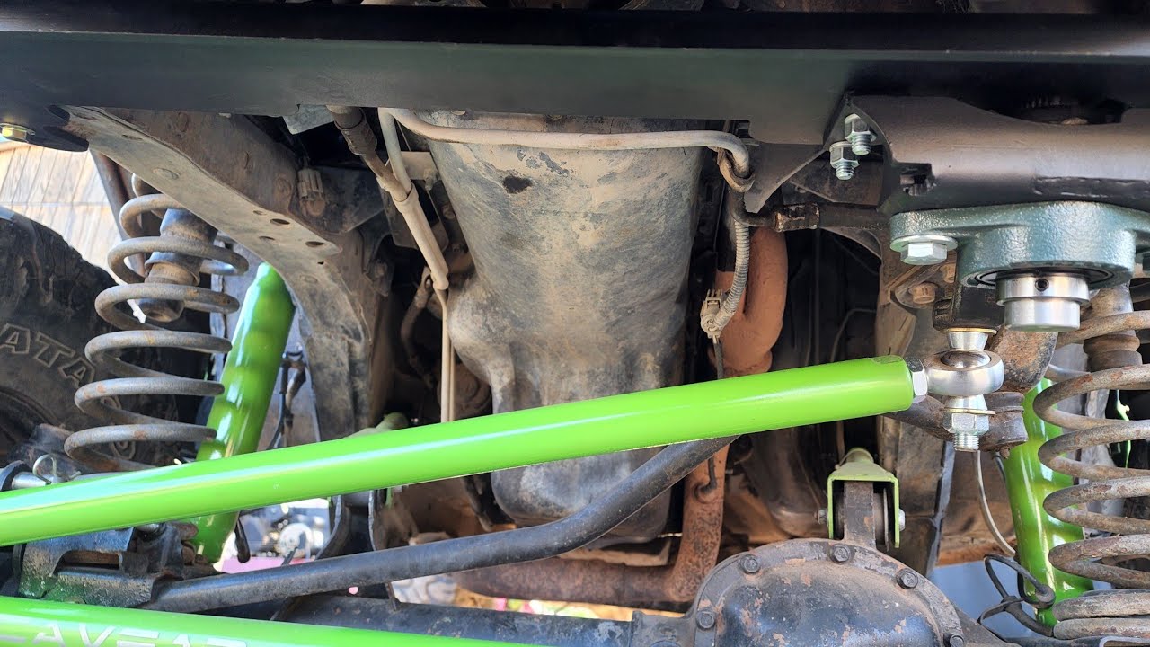 Steering box brace install on my xj YouTube