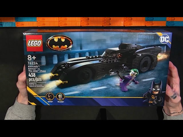 LEGO 76224 Batman 1989 Batmobile Batman vs. The Joker Chase