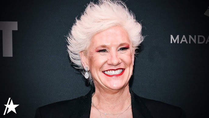 Anne Burrell, Chef and Food Network Star, Dead At 55 - YouTube