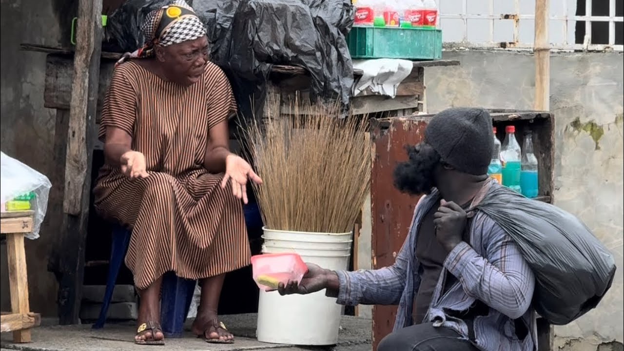 SAD VIDEO THAT WILL MAKE YOU CRY. (Social experiment)