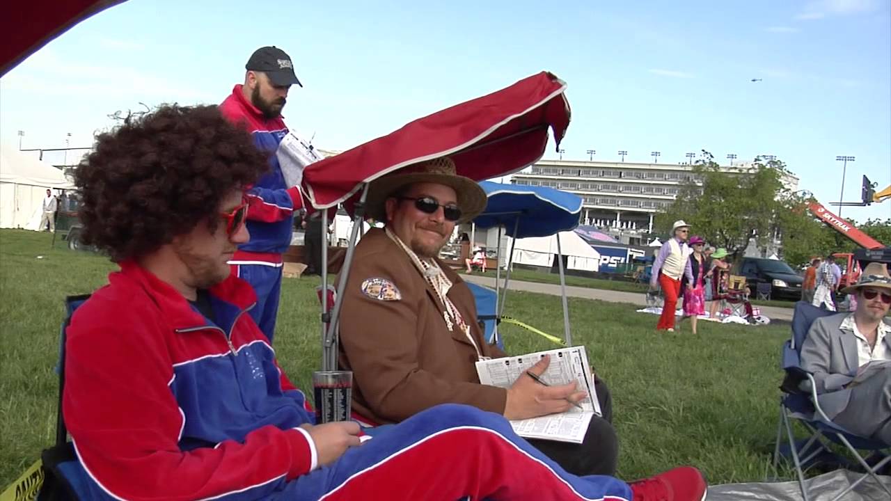 Spring Break Or Horse Racing? - YouTube