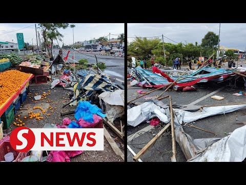 Freak storm in Jitra sees Ramadan bazaar traders' tents blown away