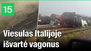 Italiją siaubia potvyniai ir audros: prasiautęs tornadas išvartė traukinio vagonus