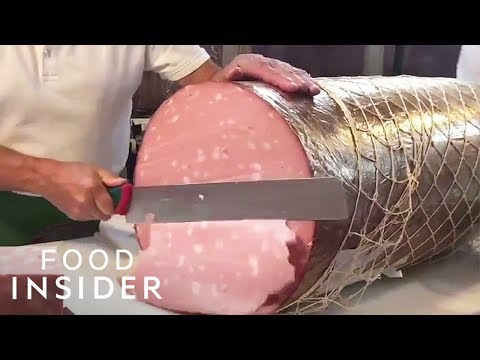 Video: Hoe wordt mortadella gemaakt?