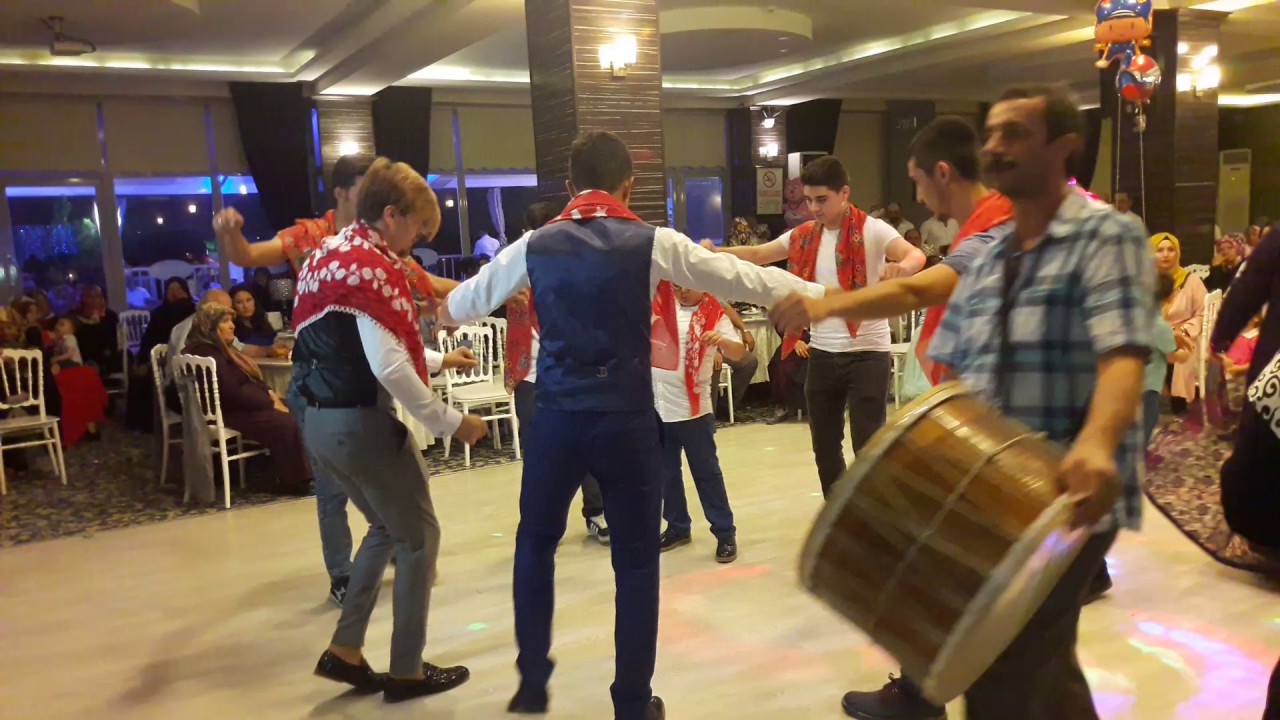 Yazıbaşı köyü gençlerinden MÜKEMMEL oyun!!!