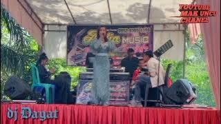 sapayuang tapi batigo..Voc. Tia valensia, arr Dayat live Aulia musik siguntur Dharmasraya