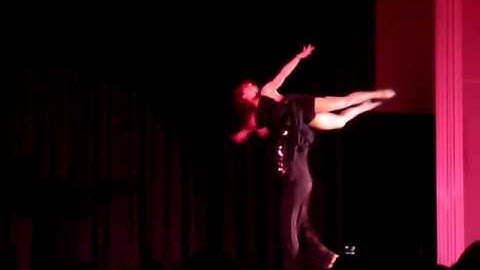 ZOUK Performance by Alex de Carvalho and Larissa Thayane - 2009