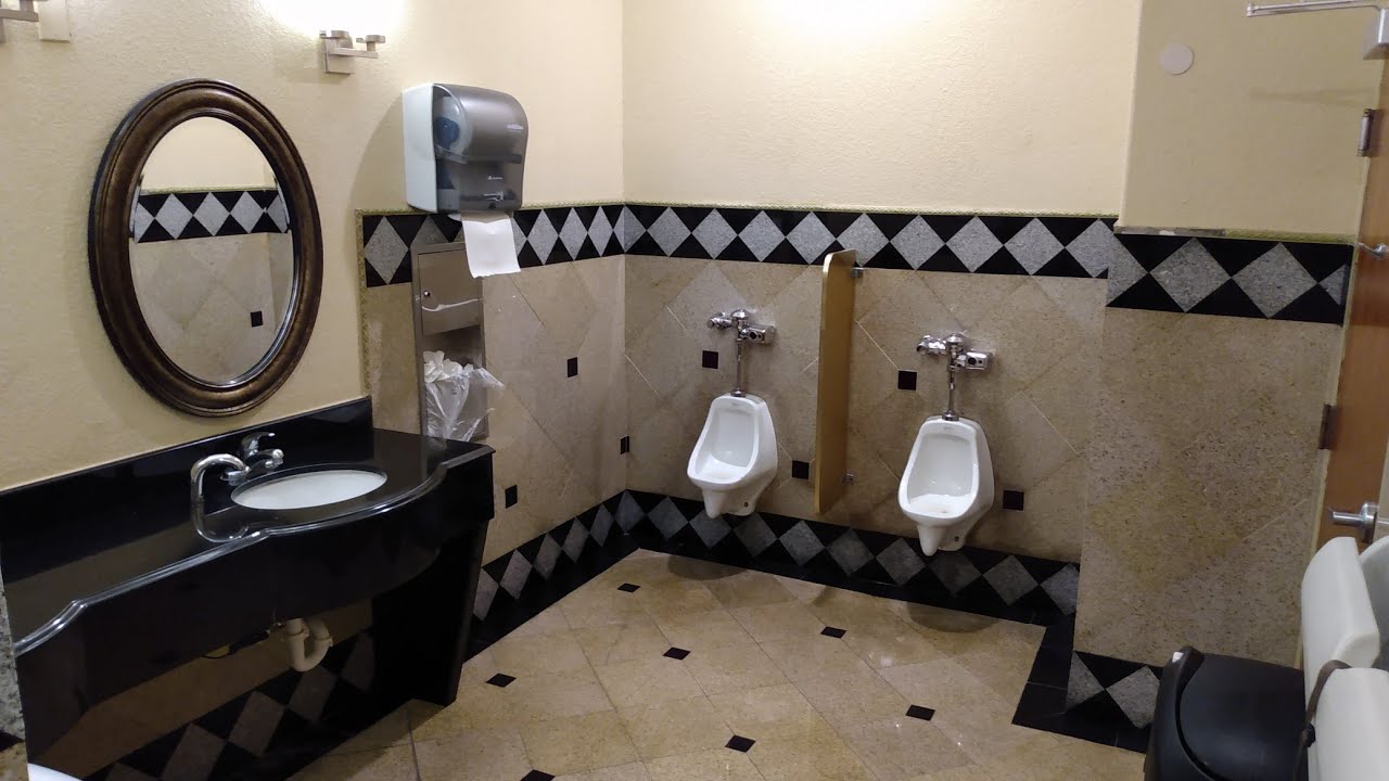 Holiday Inn Express Men's Restroom YouTube