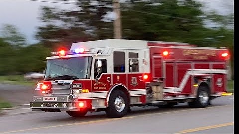Greenville Fire Rescue - Rescue 4 Responding Mutual Aid to a Structure Fire