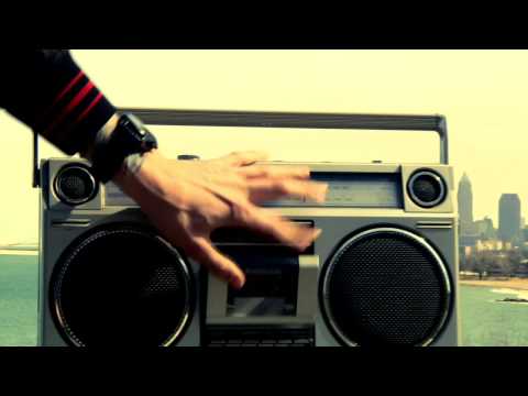 Machine Gun Kelly - "What It Seems" Feat. Dubo VID...