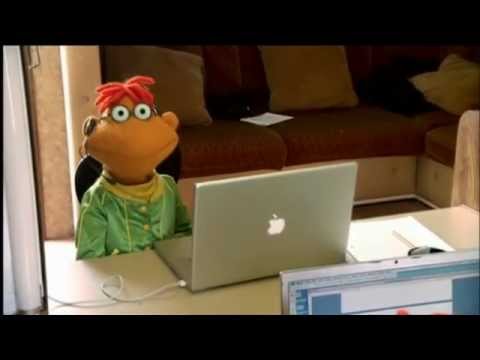 Disney's "The Muppets" Blu-ray Preview: "Scratching the Surface" featurette