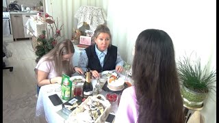 Девичник.Сессия сдана-3. Что желаете на десерт? Любят ли мужчины сладкое? Звонок Дианы и ТРИ ГОДА?!? screenshot 5