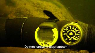 20141123 Diepe duik naar oude wrak en laatste duik voor OWD Nicki