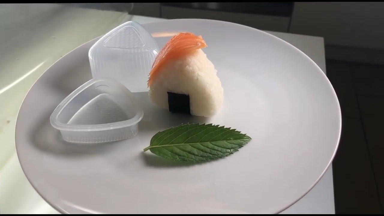 der sich gerne in der japanischen Küche Onigiri Form Sushi Förmchen Dreicksform Reisbällchen geeignet für Nori Blätter Algenblätter für jeden der sich gerne in der japanischen Küche Onigiri Form Sushi Förmchen Dreicksform Reisbällchen geeignet für Nori Blätter Algenblätter für jeden