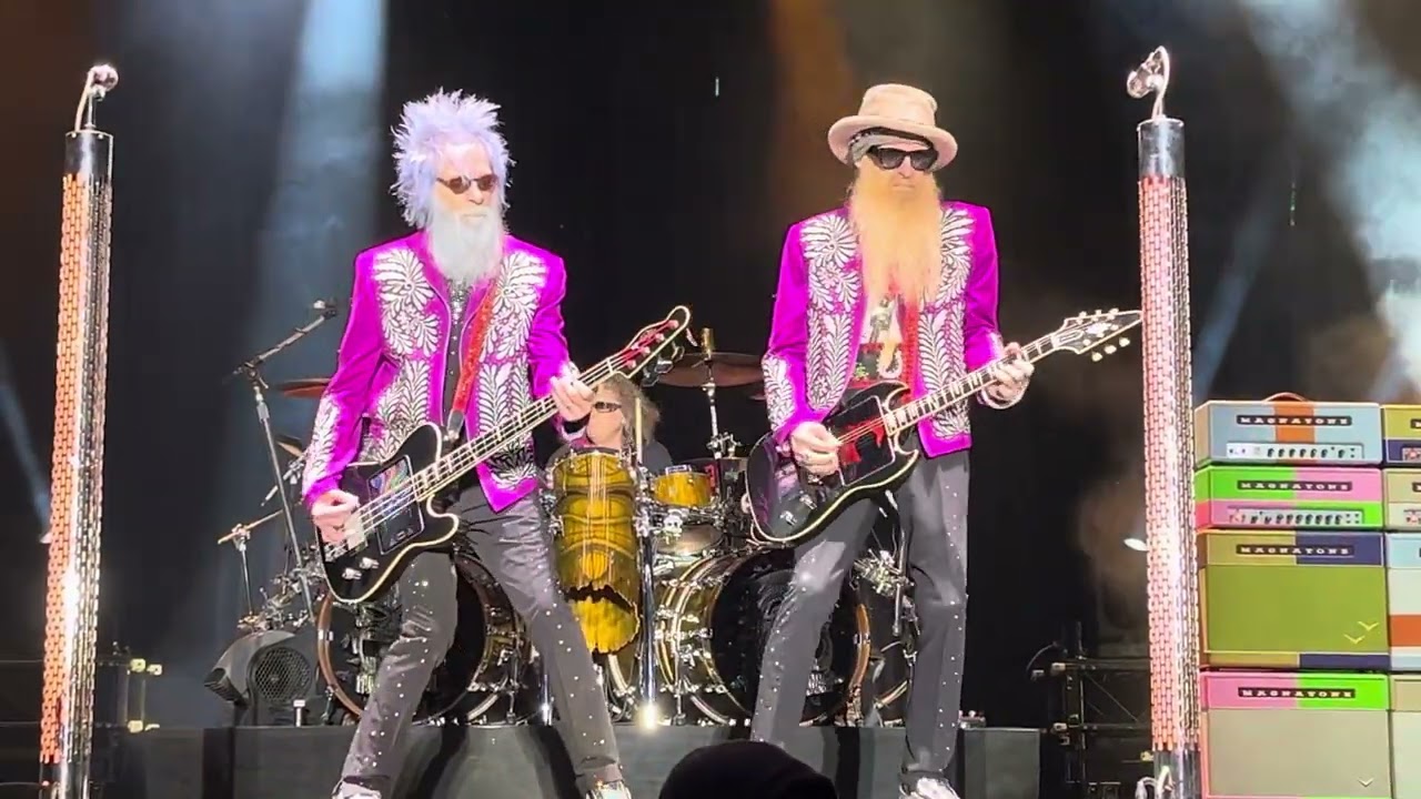 ZZ Top - Tube Snake Boogie (Live @ The Red Hot Summer Tour
