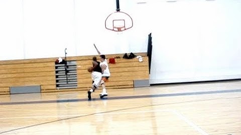 Dre Baldwin: 1-On-1 Game Clip #101 | Creating Contact on the Drive + Finish | Derrick Rose Moves