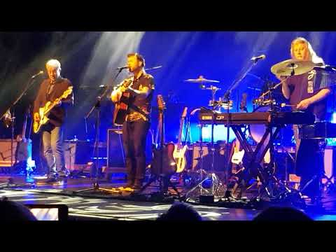 10cc---i'm-not-in-love-(live)-may-2018