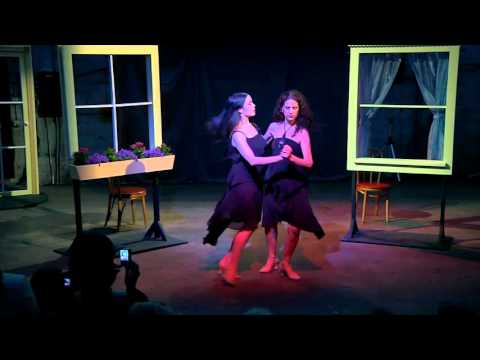 Tango con*Fusión's Christy & Chelsea Eng  with  Trio Garufa