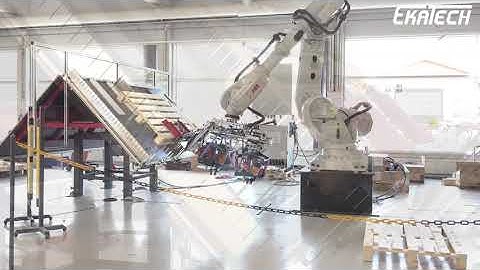 Nailing pallets with robot - RN4017 pallet manufacturing robot