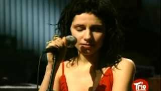 PJ Harvey - Is This Desire? @live Sessions at West 54th 1999 720p chords