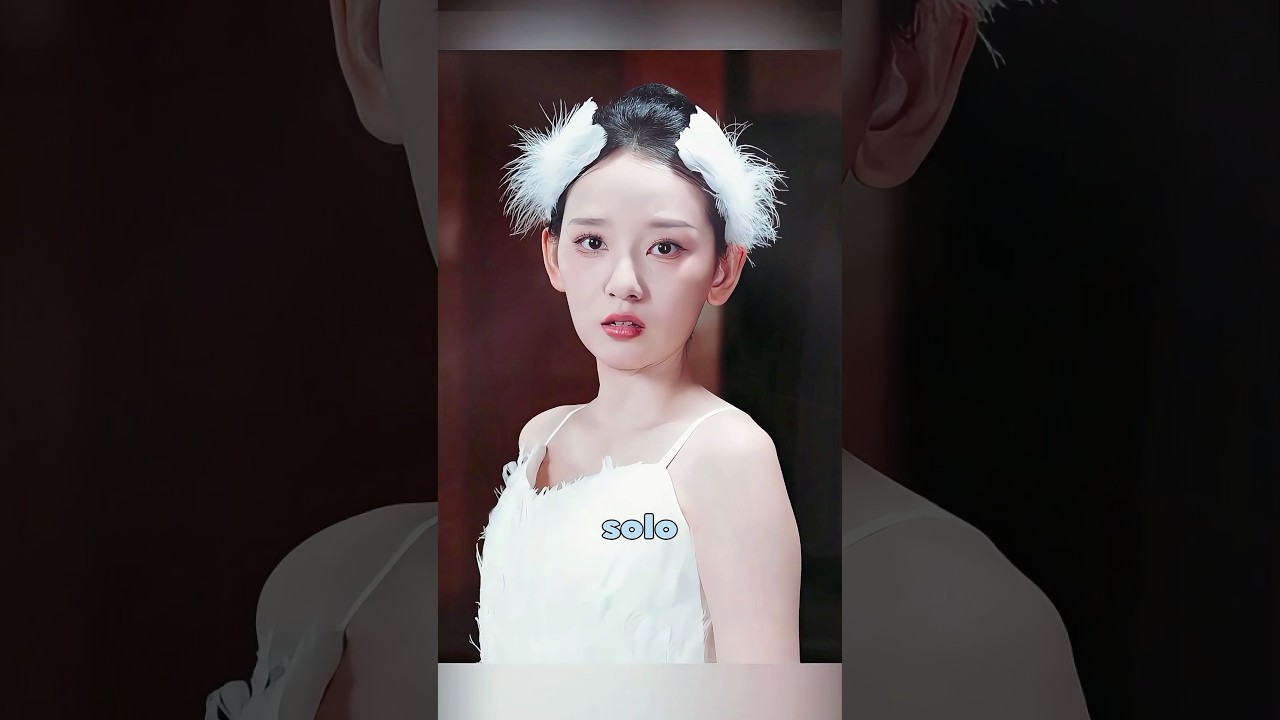 La niña descubrió que su hermana mayor siempre estaba copiando sus movimientos.#drama #shorts