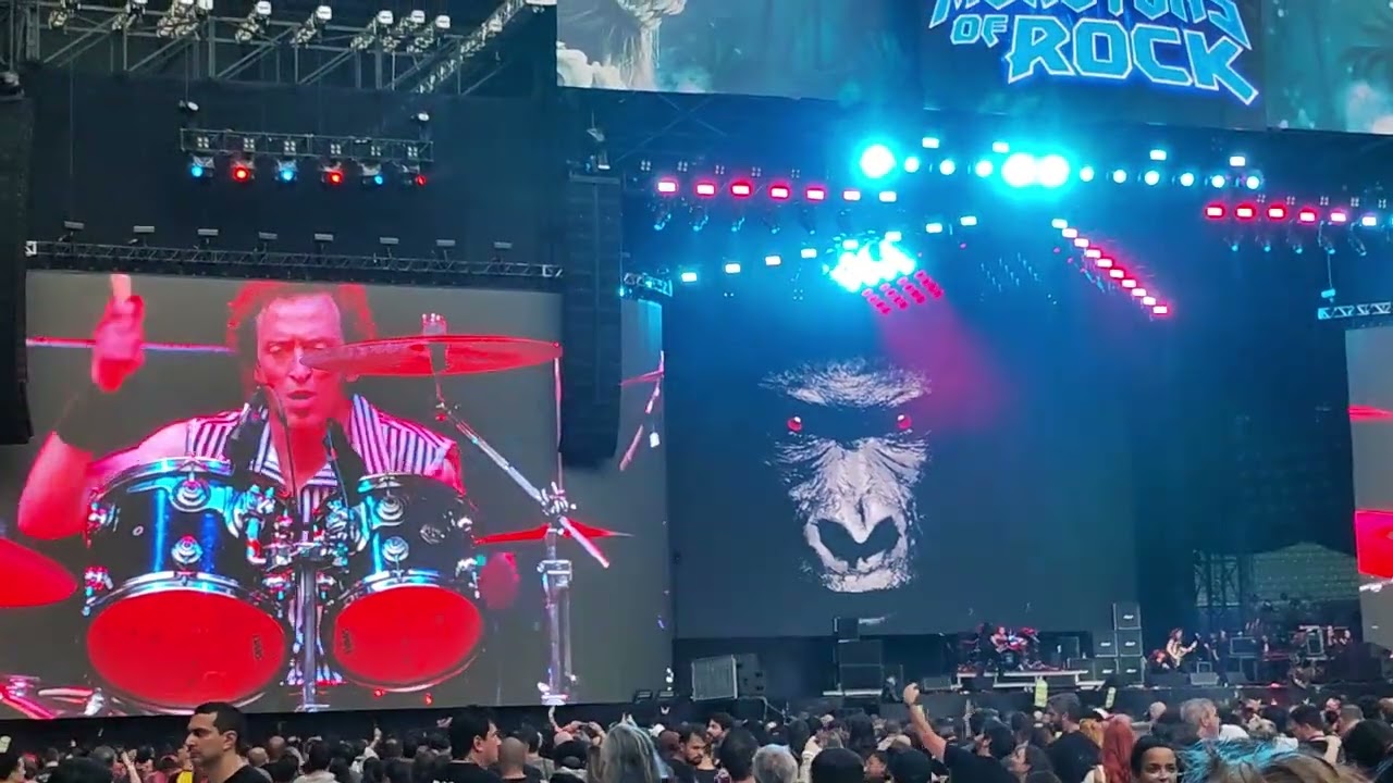 Extreme - Monsters of Rock 2026 - Live in Sao Paulo, Brazil - YouTube