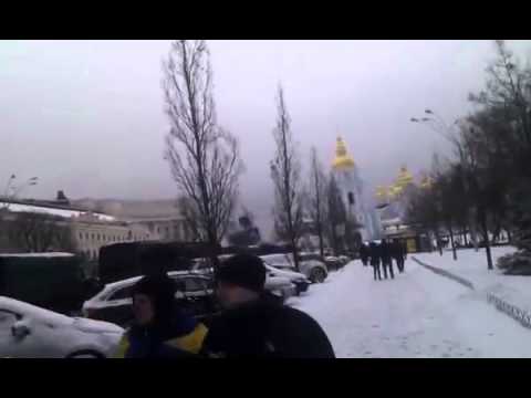 სპეცდანიშნულების რაზმმა კიევში ქალაქის ცენტრალური ქუჩები გადაკეტა