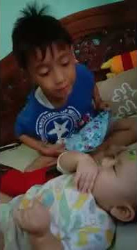 Kakak adek..n.n