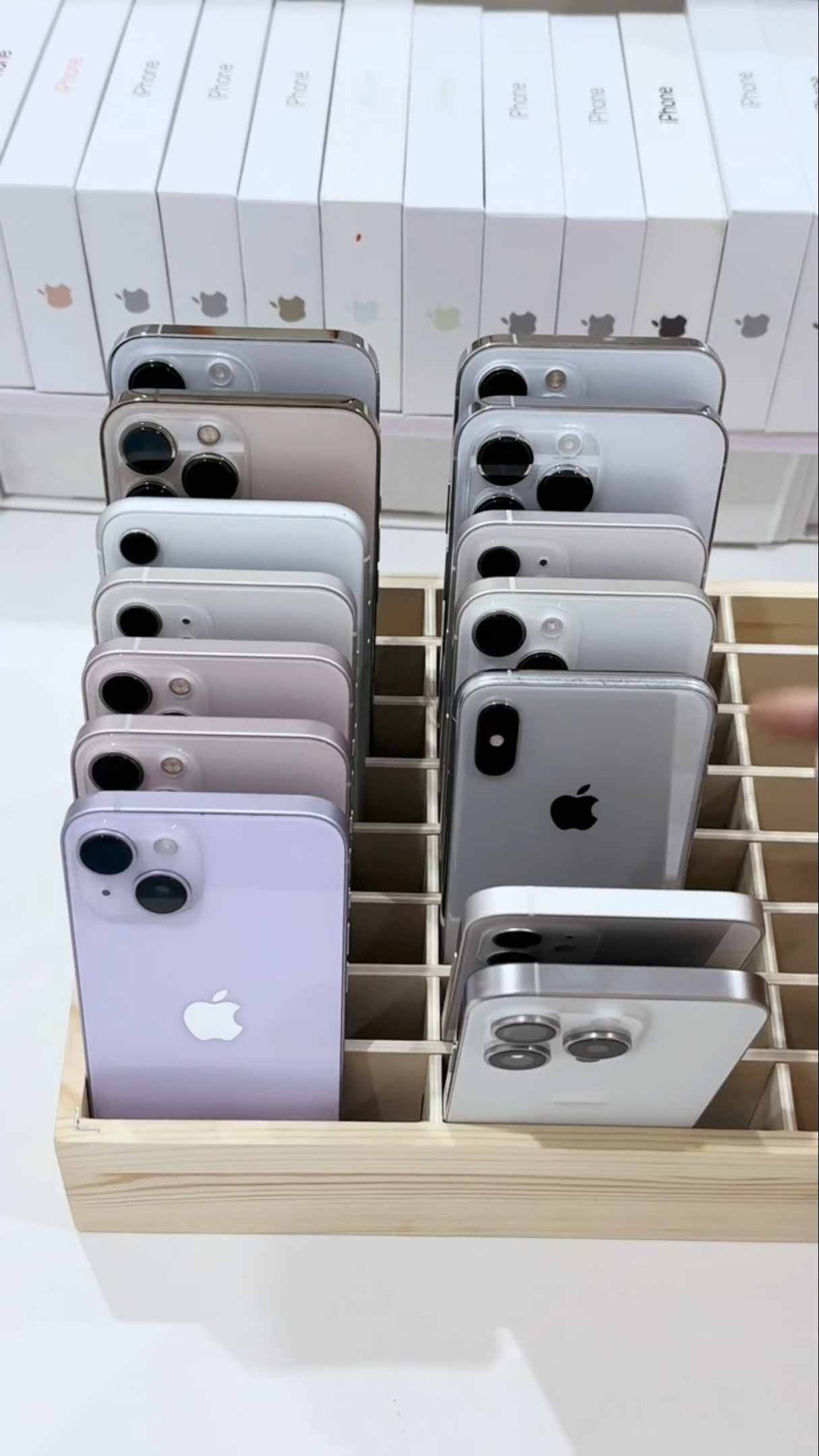 iPhone Gift Box Immersive Packaging #shorts