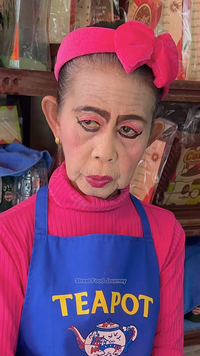 Bibi Bangkok yang cantik membuat es teh susu