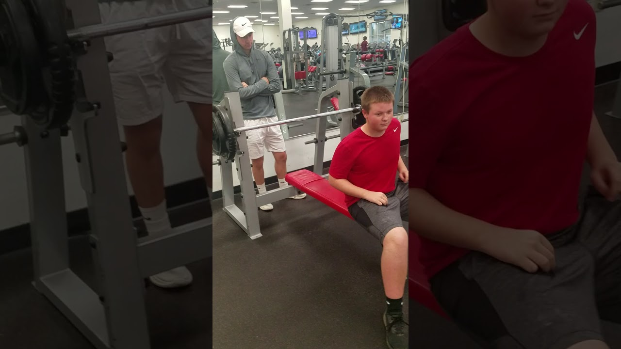 15 Year Old Fails At 185 Pound Bench Press.