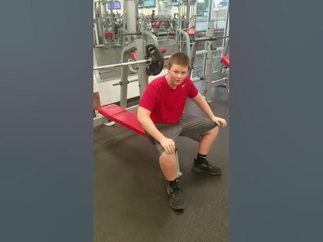 15 year old fails at 185 pound bench press.
