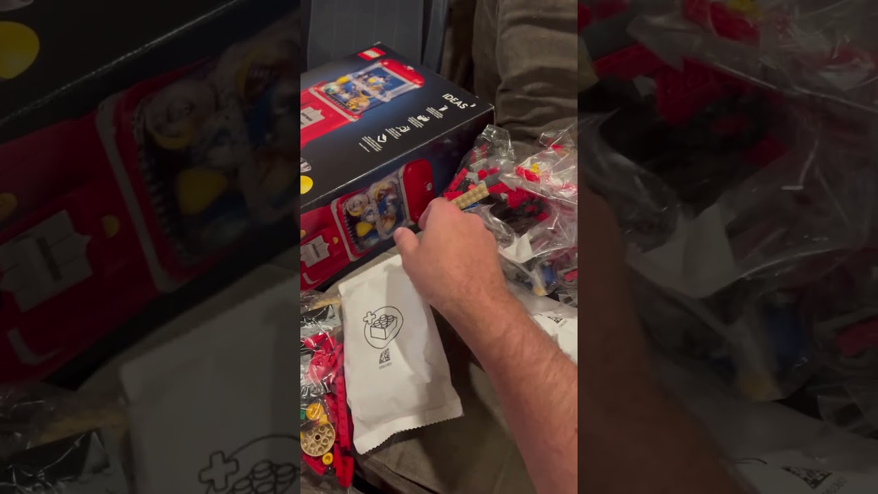 Paper bags may be the new norm, but this is the 1st time I’ve seen them 