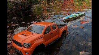 Rc boat LAUNCH AND RECOVERY TRAXXAS BLAST,TRX4 TOYOTA TACOMA ADVENTURE.