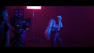 New Years Day – &quot;Skeletons&quot; (Behind The Scenes)