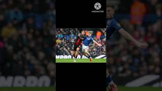 Top Centre Back Signing