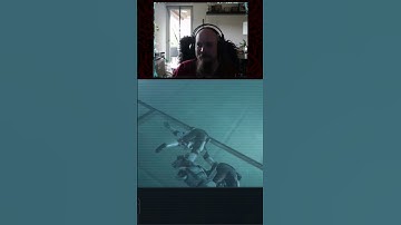 Present To The Camera - Aliens: Dark Descent